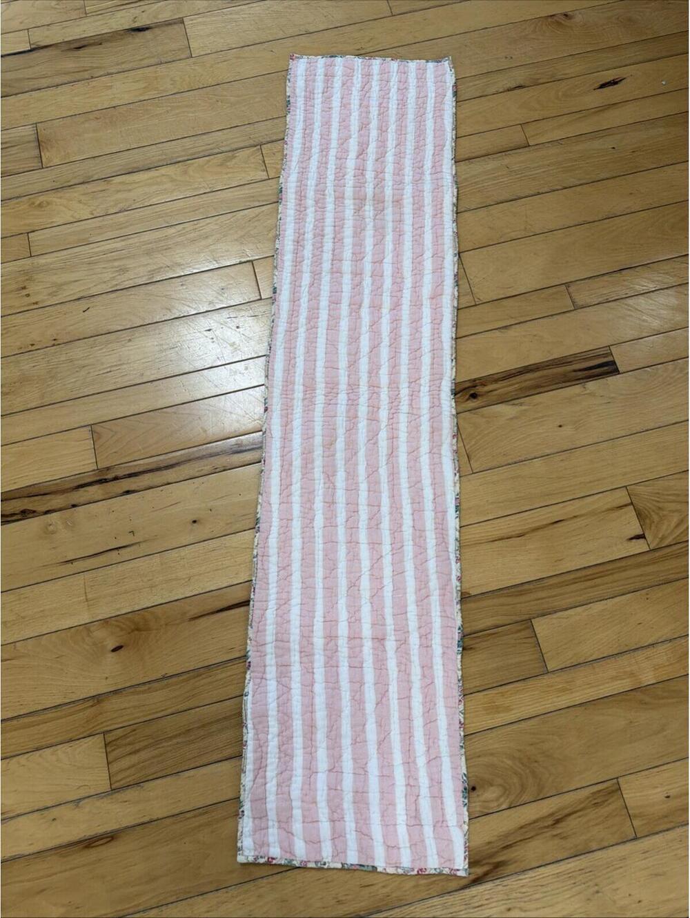 Quilted Table Runner Pink Floral Patchwork Cottage Shabby Chic Reversible 12x54” - Picture 4 of 5